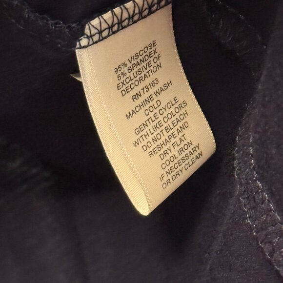 Cable & Gauge Womens Embroidered V-Neck Top Sz XL blouse. NWT - Picture 4 of 11